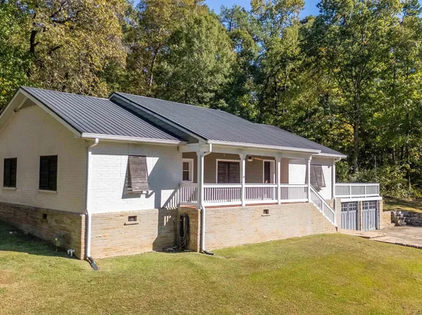 809 Noccalula Rd, Gadsden, AL 35904