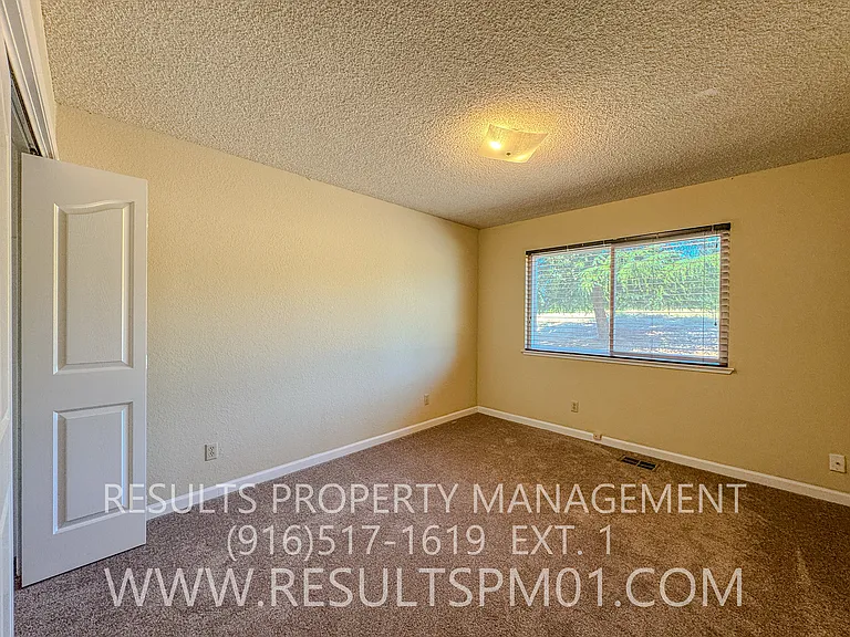 3415 Nathan Ct — Photo 24