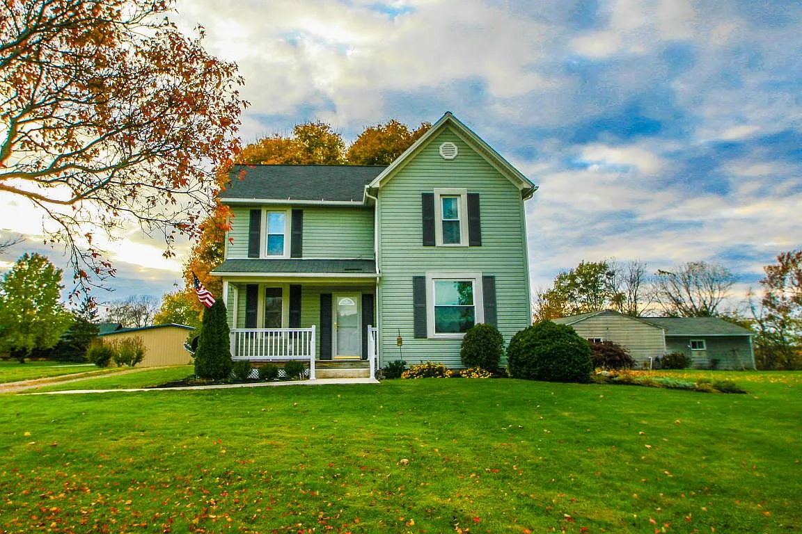 6205 Lancaster Kirkersville Rd NW photo 1
