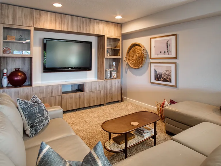 9753 SE Spy Glass Dr — Photo 1