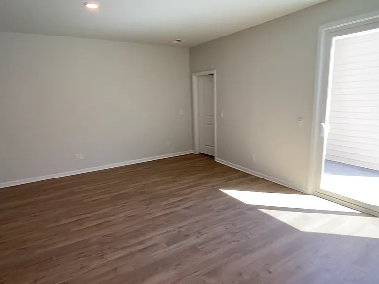 2068 Blakers Blvd — Photo 6