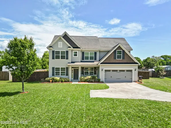 1427 Hammocks Beach Road, Swansboro, NC 28584
