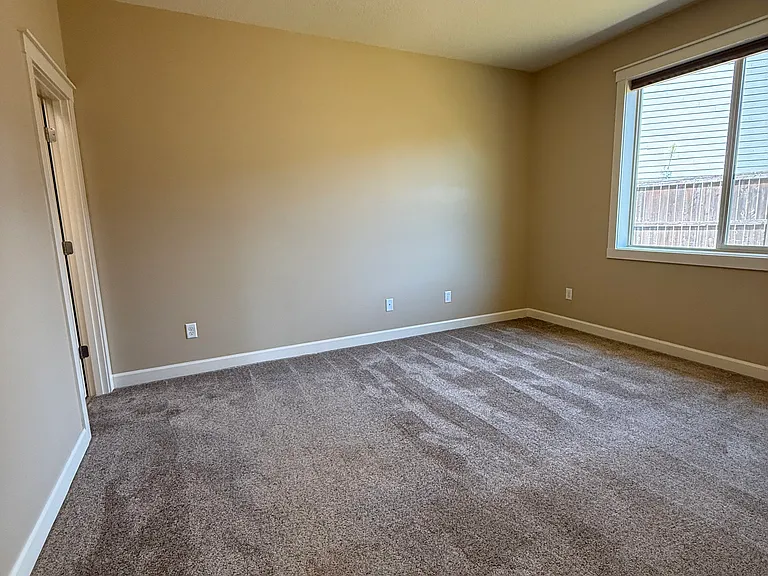1411 W East Pl — Photo 17