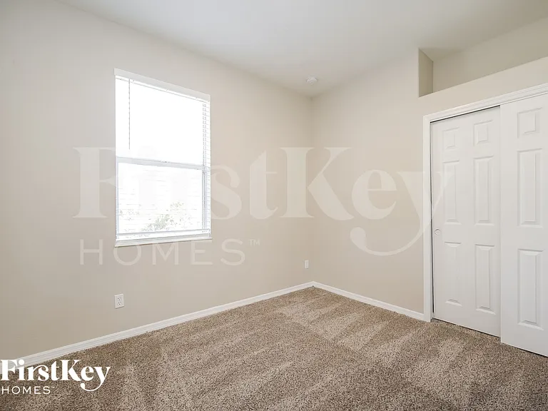 4929 Hungary Rd — Photo 11