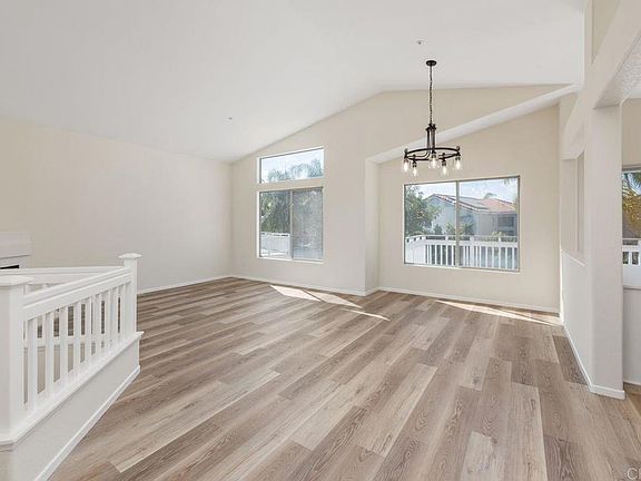 5th image of 116 Silvercreek Dr