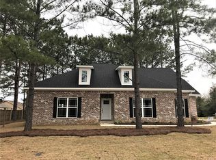 601 Valley Stream Dr, Enterprise, AL 36330