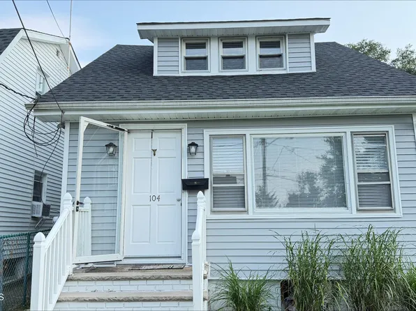 104 Burlington Ave, Leonardo, NJ 07737