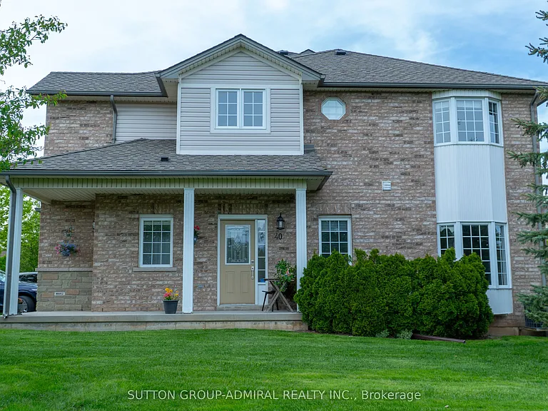 232 Stonehenge Dr #40 — Photo 1