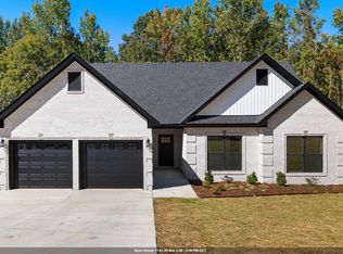 396 Horseshoe Hills Rd, Killen, AL 35645
