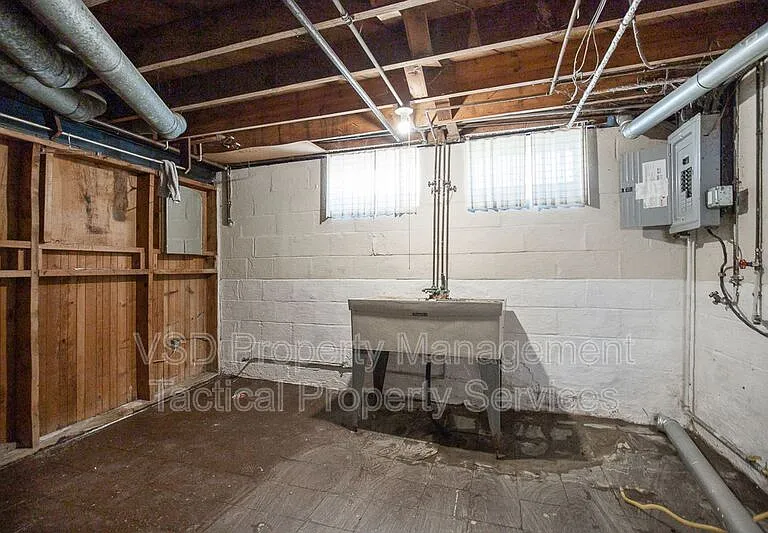 20115 Libby Rd — Photo 25