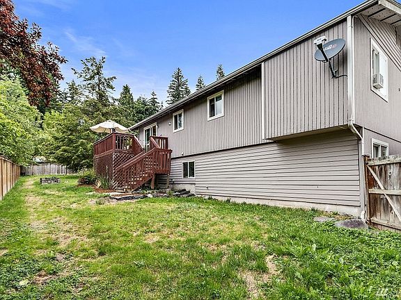 4th image of 609 Williams Ct W