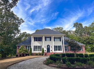 18818 Cedar Rock Rd, Fayetteville, AR 72701