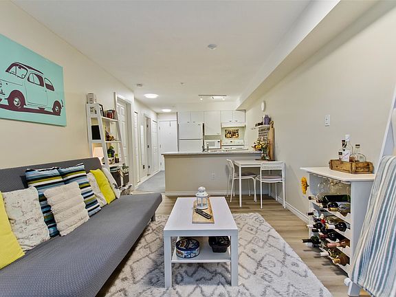 3rd image of 14877 100th Ave #107