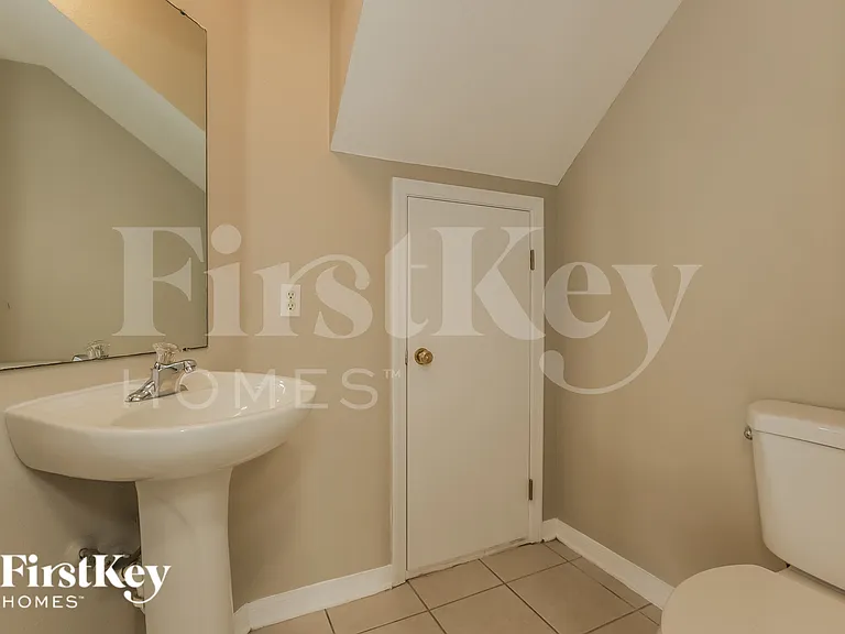 228 Draw Bridge Ln — Photo 15