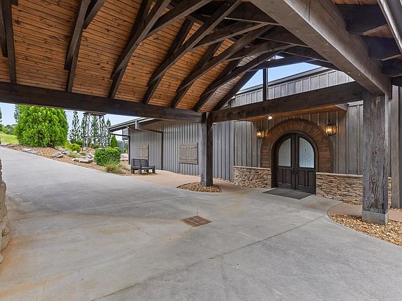 89th image of 1020 Thomas Rd