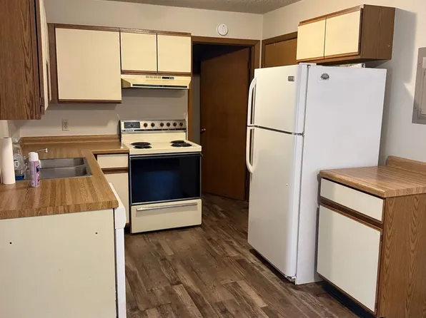 2319 Meadow, 2319 Meadow Ln APT 1, Eau Claire, WI 54701