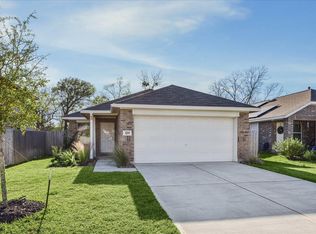 329 Riverwood Village Ln, Sealy, TX 77474