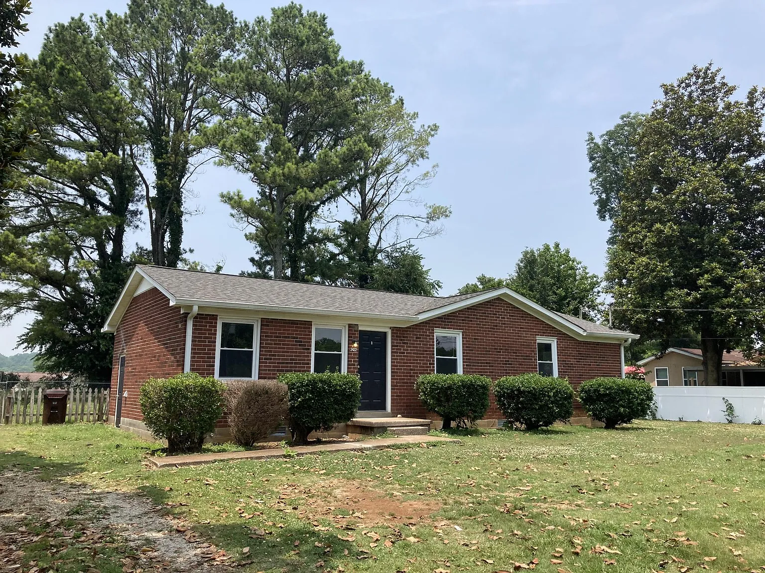 3 bed, 1225 sqft, $1,650 — Photo 1