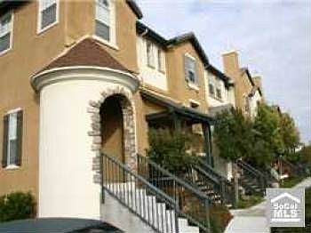 1st image of 16 Kenilworth Ln #151