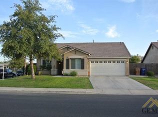 11701 Stellar Ave, Bakersfield, CA 93312