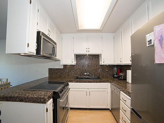 5th image of 2470 Northrop Ave APT 6