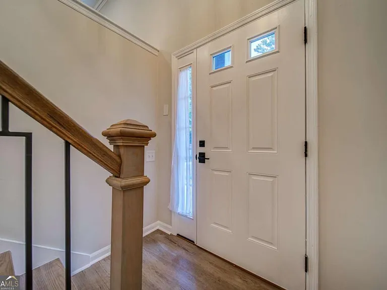 4734 N Springs Rd NW — Photo 3