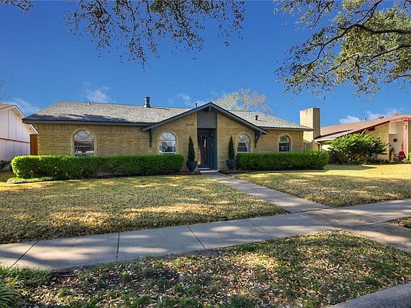 3rd image of 2730 Teakwood Dr