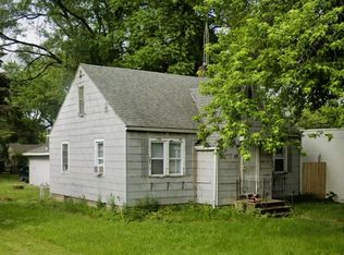 3017 Richfield Rd, Flint, MI 48506