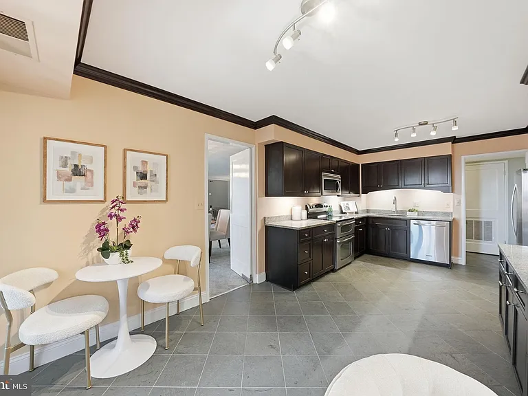 1600 N Oak St #1410 — Photo 16
