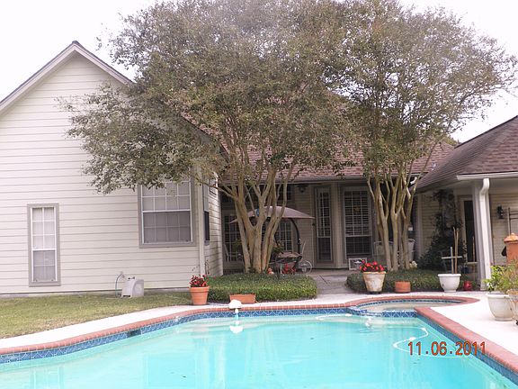 Hot Tub & Pool Patio