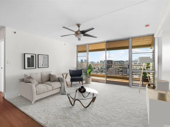2522 Date St APT 1803, Honolulu, HI 96826