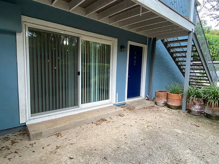 Villas At Alamo Heights — Photo 10