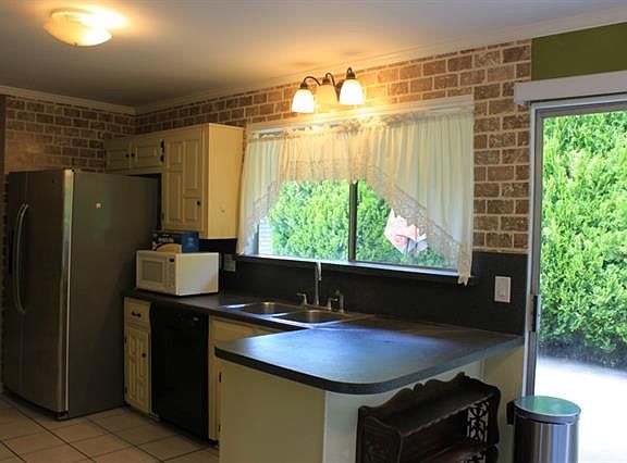 5th image of 2717 Greywood Ln