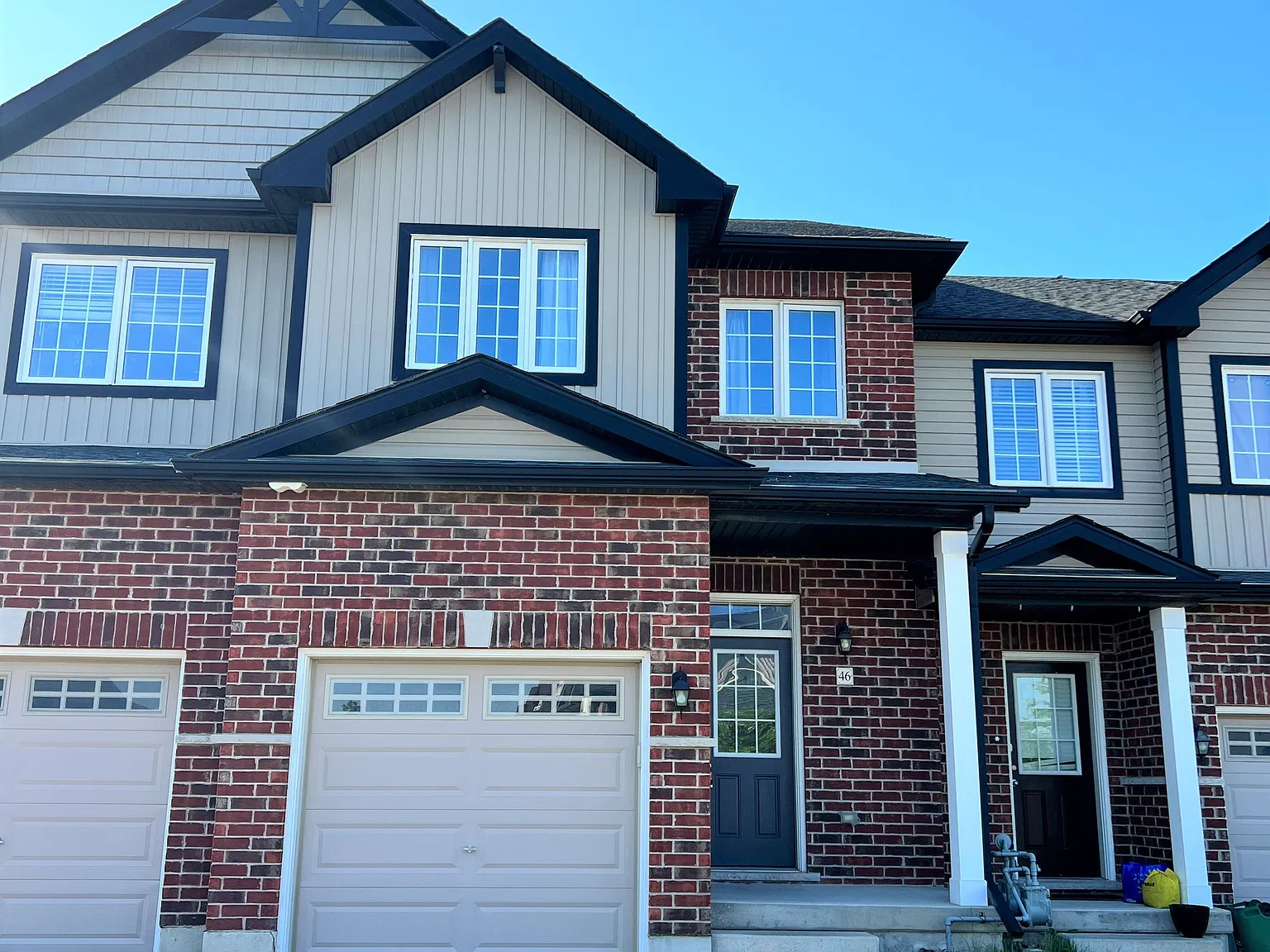 3 bed, $2,850 — Photo 2
