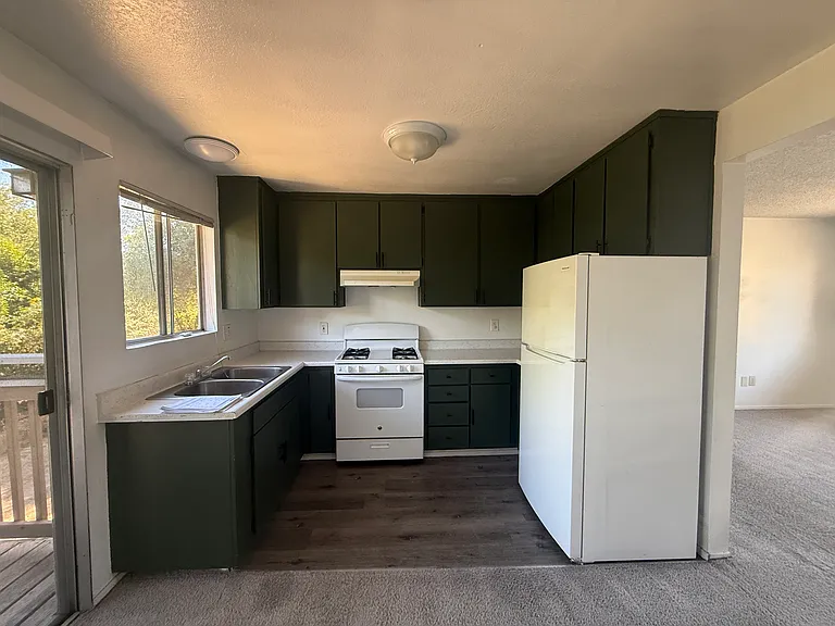 5500 Aguilar Rd — Photo 4
