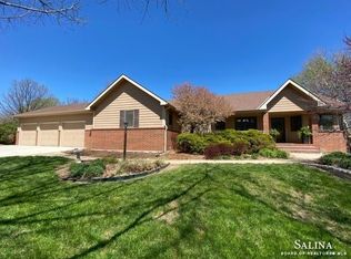 2315 Hillside Dr, Salina, KS 67401