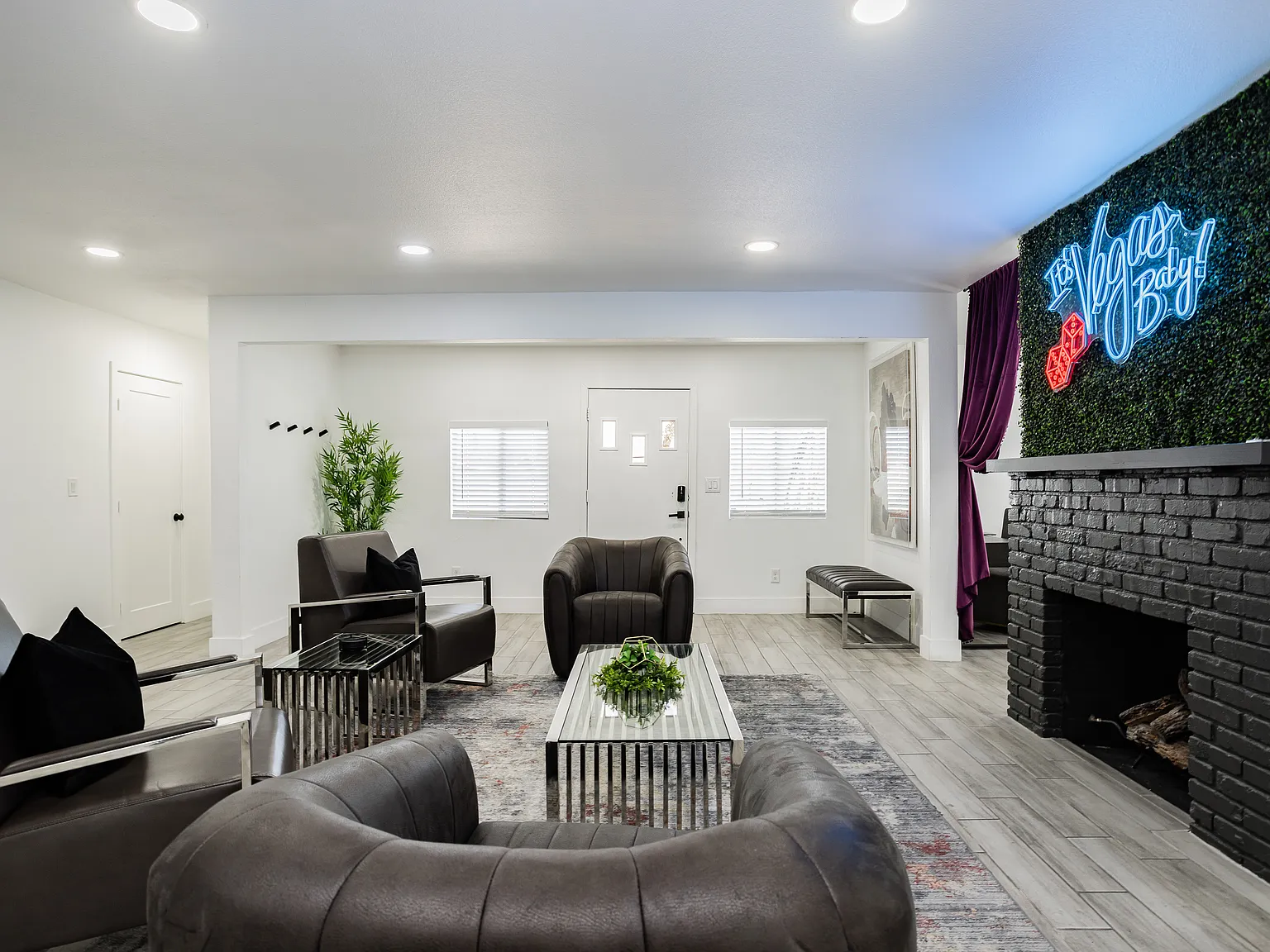 3 bed, 2862 sqft, $3,895 — Photo 2
