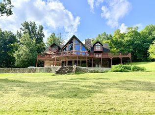637 Pettit Rd, Albany, OH 45710