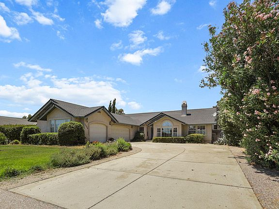 2nd image of 2668 Dawnridge Dr
