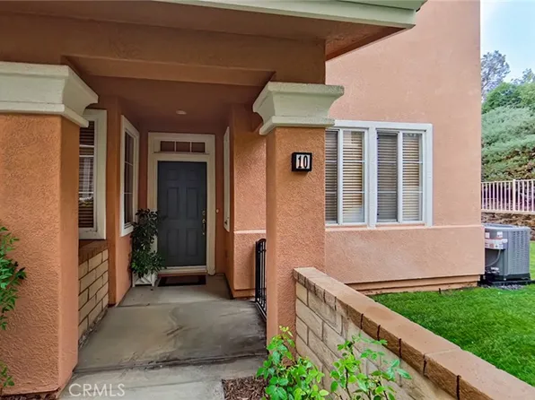 27903 Baneberry Pl #10, Valencia, CA 91354