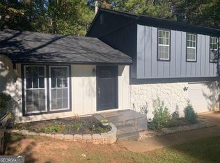 665 Old Manor Rd, Lilburn, GA 30047