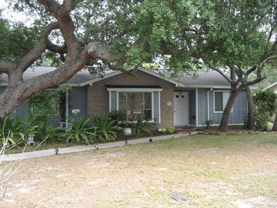 1254 Lamb Dr, Gulf Breeze, FL, 32563