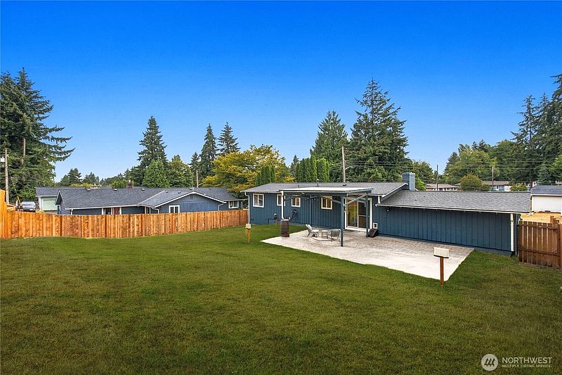 4th image of 33211 26th Avenue SW