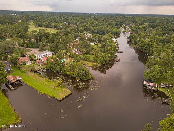 3rd image of 1815 Cedar River Dr