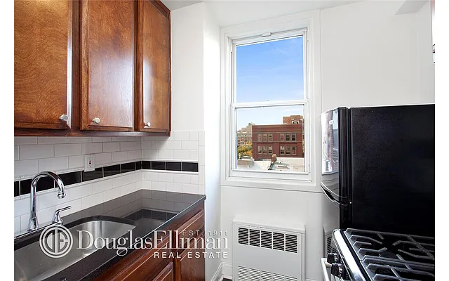 Sold by Douglas Elliman | media 2