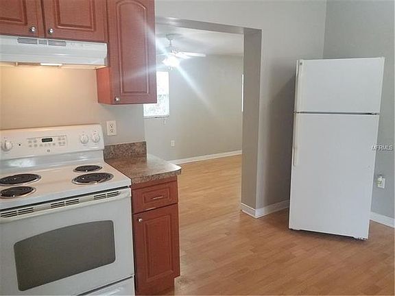 5th image of 1203 E Bougainvillea Ave