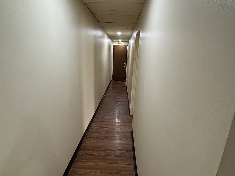 100 E Bennett St #2 — Photo 7