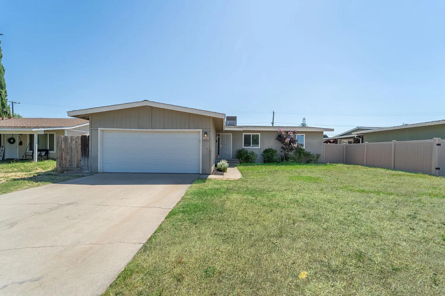 3196 Virginia St photo 1
