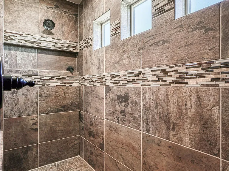 5525 Valley Cedar Dr — Photo 45