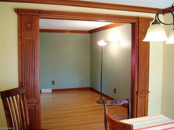 3rd image of 6383 Brighton Dr
